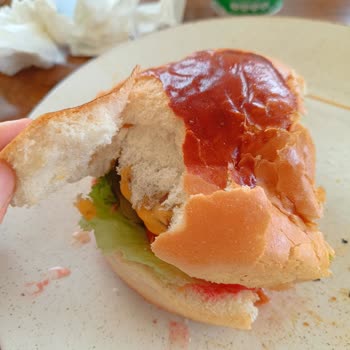 Beykoz Belediyesi Kemankeş Gibi Bir Yere Yakışmayan Bayat Ekmek...