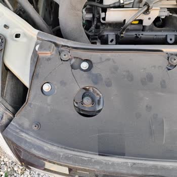 Dacia Kullanılan Kalitesiz Malzeme