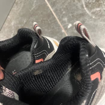 Skechers Garanti Sürecinde Hayal Kırıklığı Ve İlgisizlik