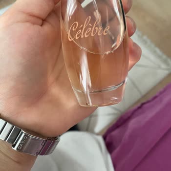 Avon Celebre Parfüm Alerji Sorunu