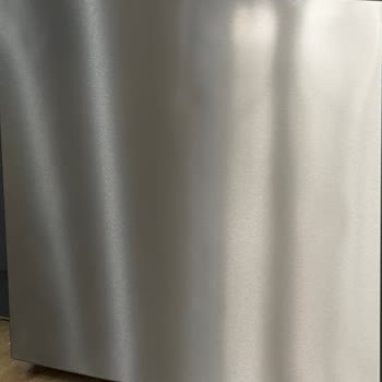 Bosch Buzdolabı Kapak Çöküntü