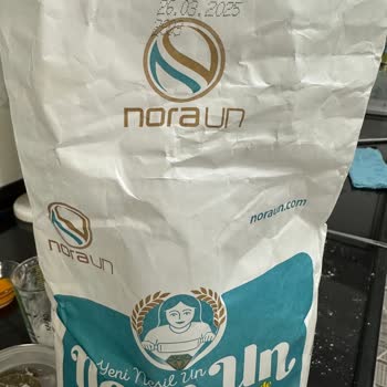 Nora Un 5 Kg'lik Pakette Böceklenme