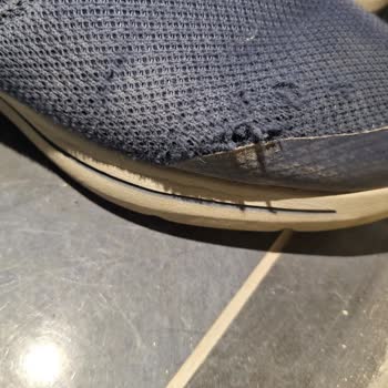 Skechers Aldığımız Ayakkabının Kısa Sürede Yıpranması Üzerine Şikayet