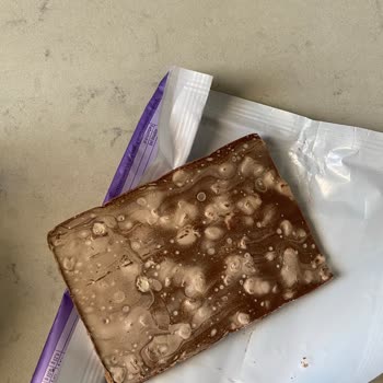 Şok Marketten Aldığım Milka Çikolata Bozuk Çıktı