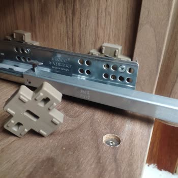 İstikbal Kusurlu Montaj Sorunu-Betty Yatak Odası Takımı