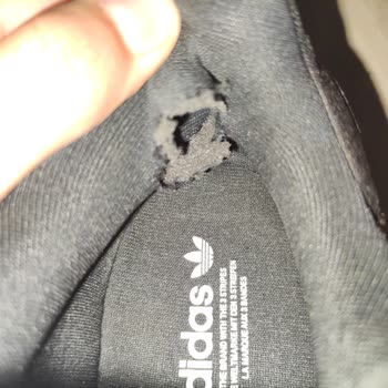 SuperStep Adidas Stan Smith Model Ayakkabıda Yırtık Sorunu