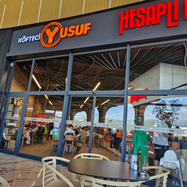 Köfteci Yusuf Hizmet Anlayışı Servis Ve Sipariş