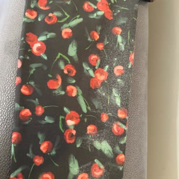 Manuka Cherry Tesettür Mayo Pişmanlığı