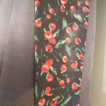 Manuka Cherry Tesettür Mayo Pişmanlığı