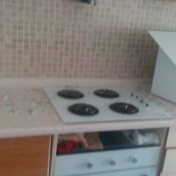 Kumtel Davlumbaz Montajdan Kaynaklı Düştü Geri Dönüş Olmuyor