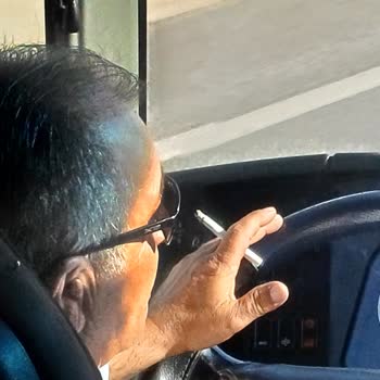 Başkent Turizm Otobüste Sigara Ve Rahatsız Edici Yolculuk