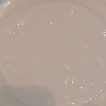 Tire Süt Siyah Kahverengi Noktalar