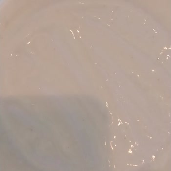 Tire Süt Siyah Kahverengi Noktalar