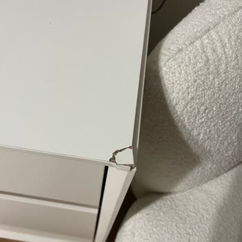 Ergül Mobilya Kırık Ürün Teslim Etti