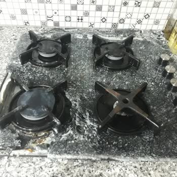 Simfer Ankastre Ocak Camı Patlaması