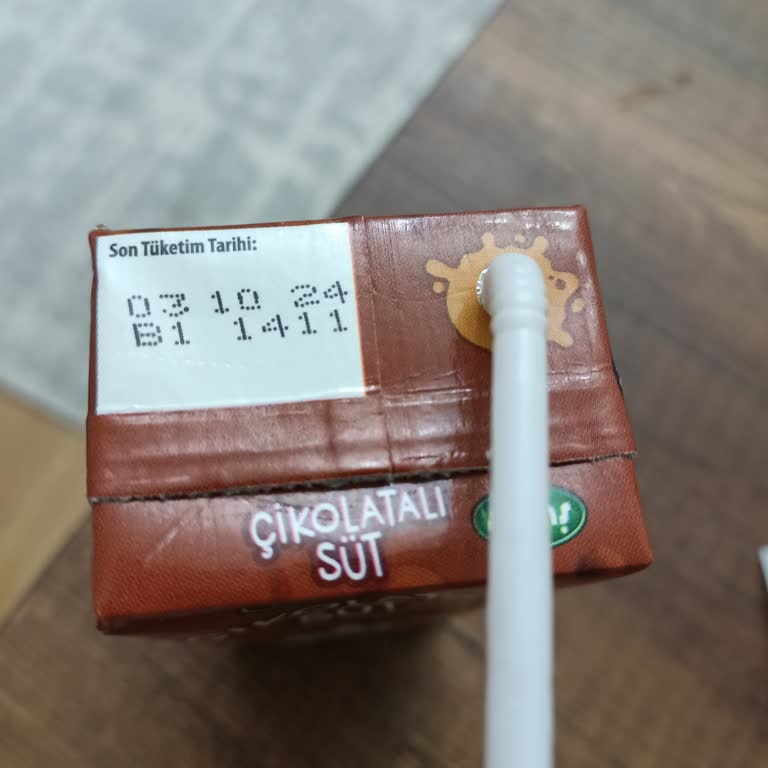 Bozuk Sütaş Çikolatalı Süt Ürünü