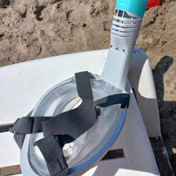 Decathlon Deniz Maskesi Su Alıyor