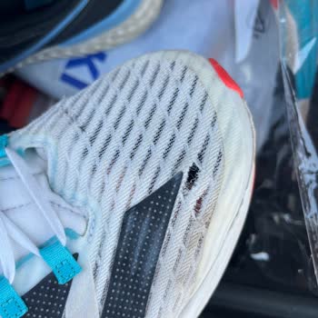 Adidas Adizero RC5 Ftw Kalitesiz Ürün Değişim Reddi.