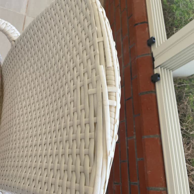 Vitello Mobilya Vitello Sandalyelerde Rattan Kopuyor