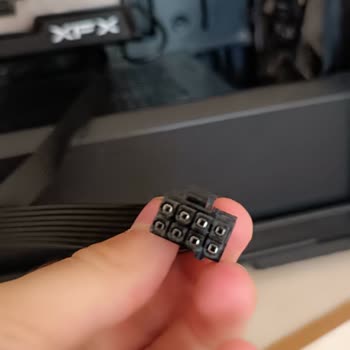 Gençer Gaming Xfx Rx 6600 Çökme Ve Pcle Kablo Sorunu.