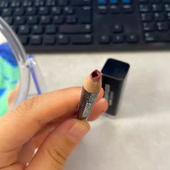 Gratis Flormar Dudak Kalemi İçi Boş Çıktı