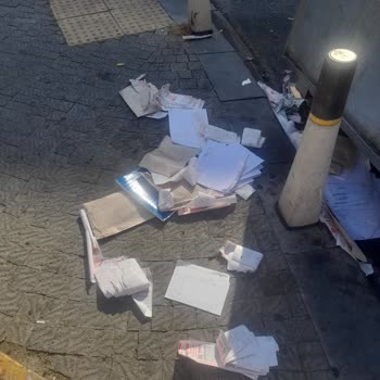 Burger King İncirli Şubesi Çöp Sorunu