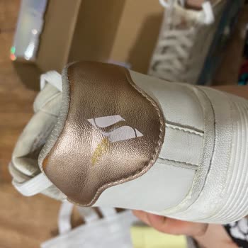 Skechers Ayakkabımın İç Arka Kısmı Üç Ay İçinde Kötü Oldu