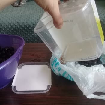 A101 Kapıda- Patlamış Zeytin Kutusunun İade Sorunu