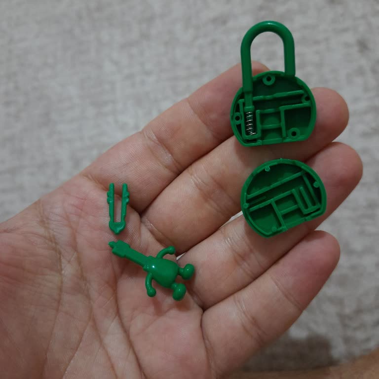Toybox Kilit Oyuncak Hemen Değildi.