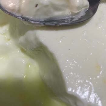 Sütaş Yoğurttan Böcek Çıktı