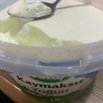 Sütaş Yoğurttan Böcek Çıktı