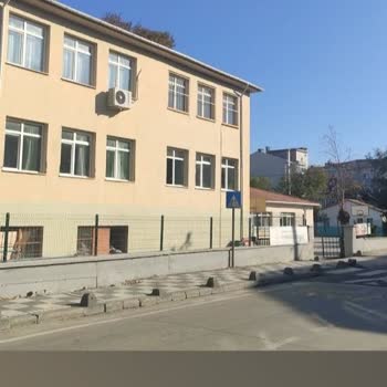 Milli Eğitim Bakanlığına Lütfen Yardımcı Olun!