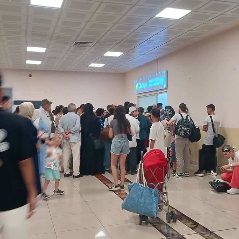 Sabiha Gökçen Havalimanı Valizleri Kaybetti Skandal