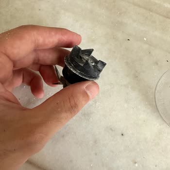 Rowenger Ürün Aldım Bozuldu İade Ettim Kimse Telefonlarımı Açmıyor