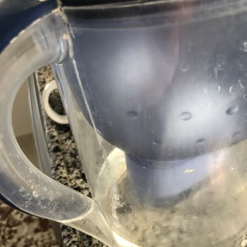 Brita Sürahinin Darbe Almadan Çatlaması