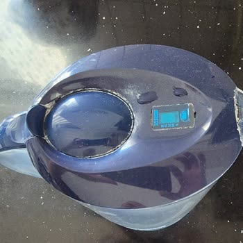 Brita Sürahi Kapağı Kırıldı