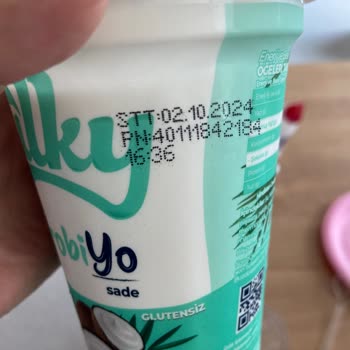 File Marketten Aldığım Milky Probiyotik Yoğurt Küflü Çıktı!