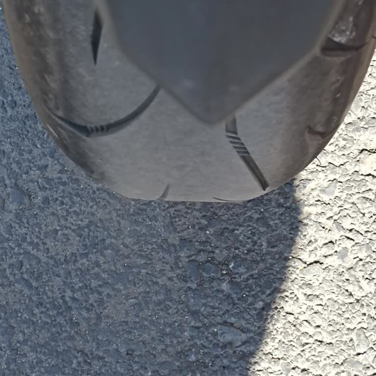 Mitas Motosiklet Lastiği Anormal Bir Hızda 3000km Olmadan Bitti