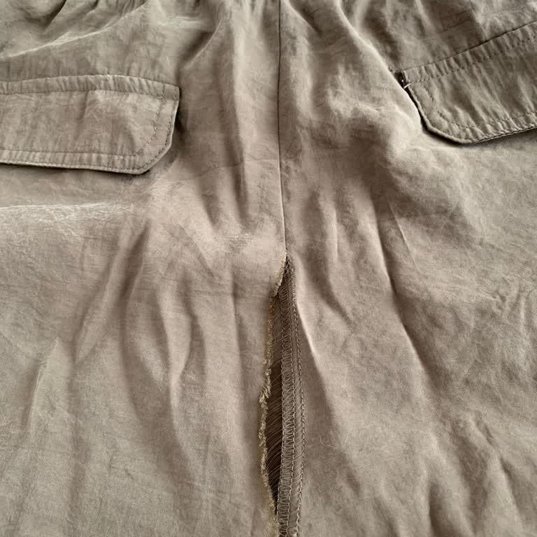 Zara Mağazasından Aldığım Pantolon İlk Giyimde Yırtıldı