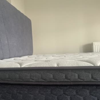 Oğuz Ev Concept Yatağımda Çökme Ve Tüylenme Bazamda Çatlaklar Oluştu
