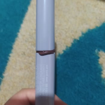 Gratis Kırık Maskara Ve Ürün