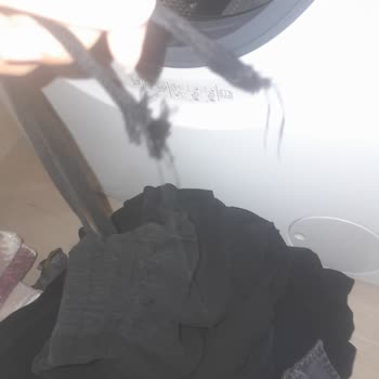 Arçelik Çamaşır Makinesi Yıkarken Kıyafetleri Yırtıyor