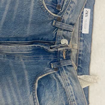 Zara İndirimde Defolu Ürün Satışı