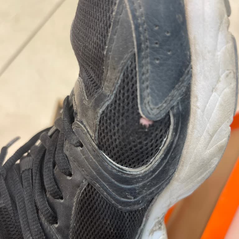 FLO Ayakkabı FLO Mağazalarında Tutarsız Değişim Politikası