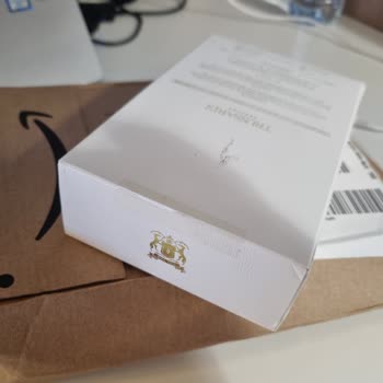 Amazon Kullanılmış Parfüm Gönderildi!