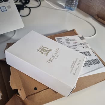 Amazon Kullanılmış Parfüm Gönderildi!