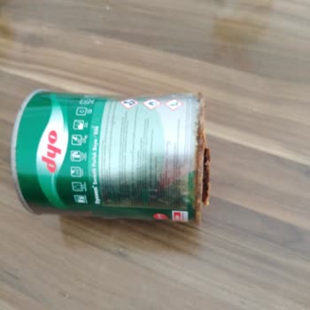 Özsoylar Süt Ve Süt Ürünleri Paslı Boya Kutusu