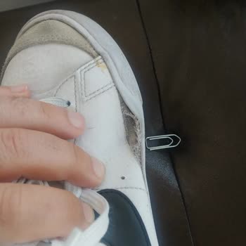 Sneaks Up İncelemek İçin Verdiğim Ayakkabıyı Kaybetti