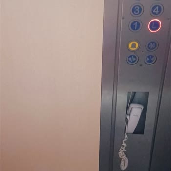Tatilbudur Firmasının Elemanı Müşterisini Kovdu