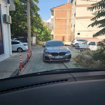 İSPARK Yolu Kapatarak Park Eden Kişiyi Şikayet